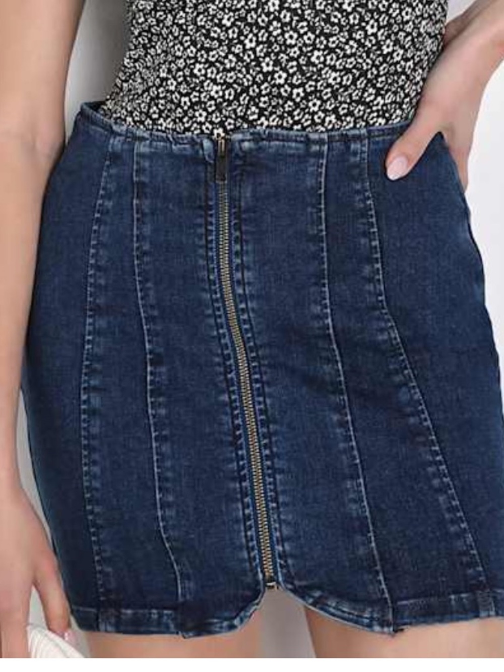 Free People We The Free Mini Skirt Layla Deep Indigo Zip Denim Size 12